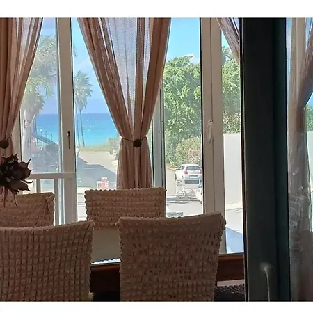 Διαμέρισμα Sea View House *